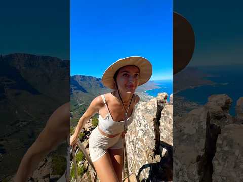 Lions Head in Cape Town is definitely worth the climb up! 😅😍 #lionshead #capetown #hiking