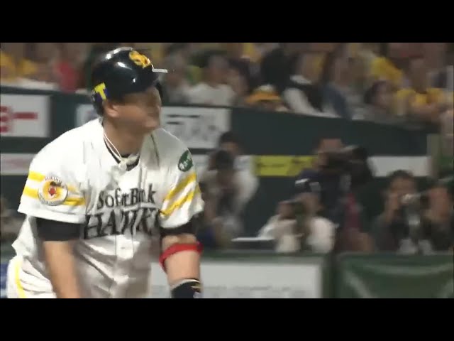 【2回裏】得意の逆方向へ ホークス・李大浩の超特急弾で先制!! 2015/10/15 CS Final H-M