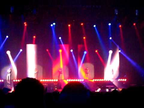 Out Of Control Tour - Encore Medley