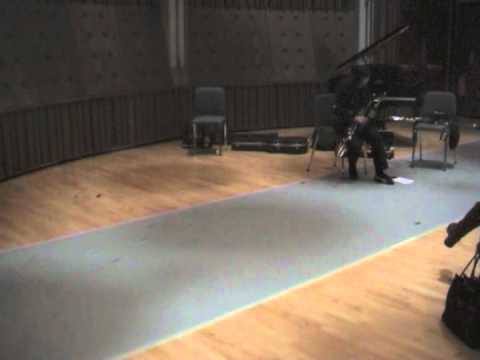 Uilleann Pipes & Dance - The Blackbird (Slow Air/Set Dance)