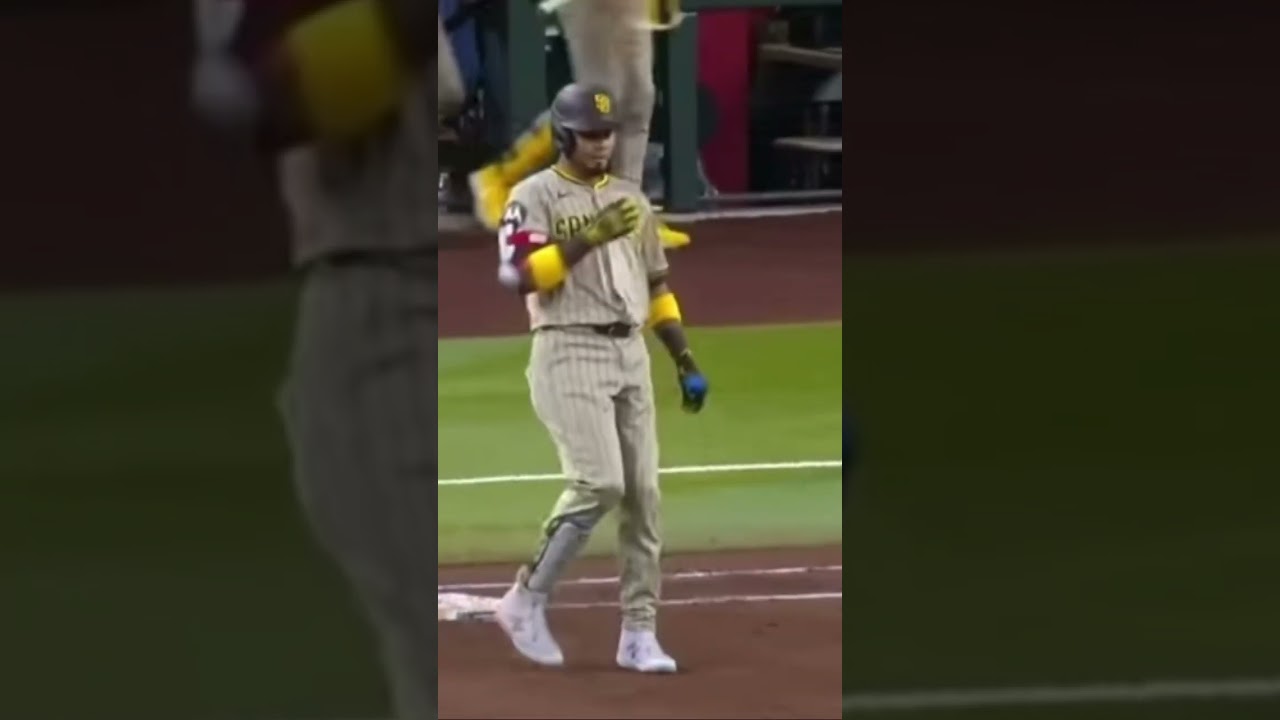 Luis Arraez gets 4 hits in padres debut ￼￼￼