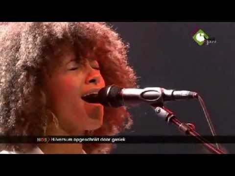 Esperanza Spalding live in Netherlands 2012 - Radio Song