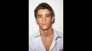 Brenton Thwaites Kisses