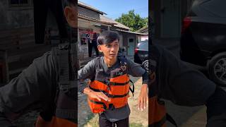 Download lagu The fisherman's boat crashed #shorts #minivlog #bocilwargads #maspreman mp3 Download lagu The fisherman's boat crashed #shorts #minivlog #bocilwargads #maspreman mp3