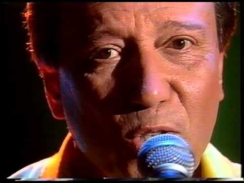 Olhou Pra Mim - Silvio Cesar