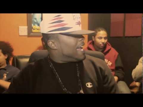 E-Burton Facertain tatt my hood on me cause i know im real