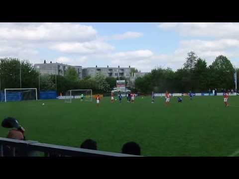 Buitenveldert E1 op ESA toernooi Balcontrole 2013, Arnhem. Finale 1-0 Saber.