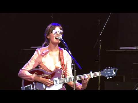 Ella Janes - No Place Like Home (Live at Lincoln Castle)