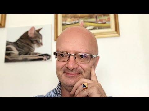 Come striscia in Calais a un gattino di unocchiata di fotografia Nomi di targhe da vermi per la persona e il prezzo