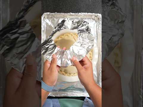 How to prevent burnt pies 🥧 #shorts #pies #problemsolved