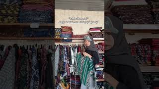 Download lagu pake nanya kak? #tenun #masukberanda #kainratu #fashion #bajutenun #fyp #hiburanlucu mp3