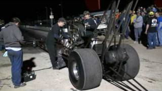 preview picture of video 'Scott Palmers Top Fuel Dragster - Ozark International Raceway  4-4-09'