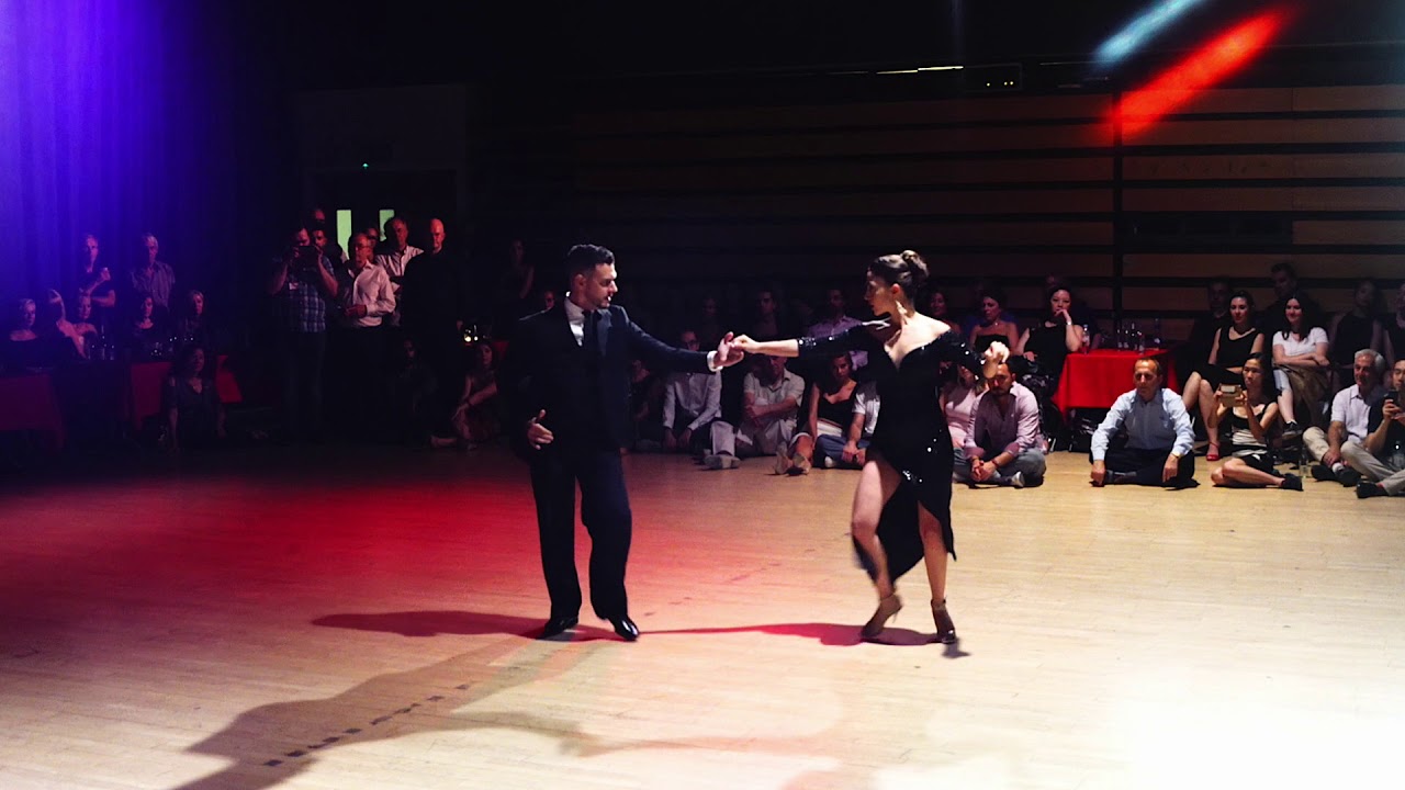 Maria Tsiatsiani y Leandro Palou ( Gallo Ciego)