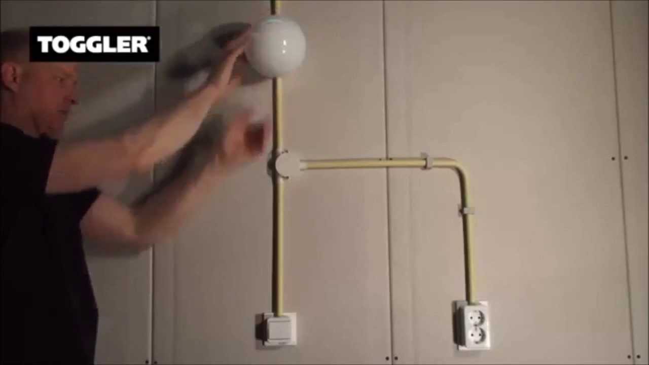 103 TOGGLER SPM GIPSPLAATPLUG  Elektra en schakelaars