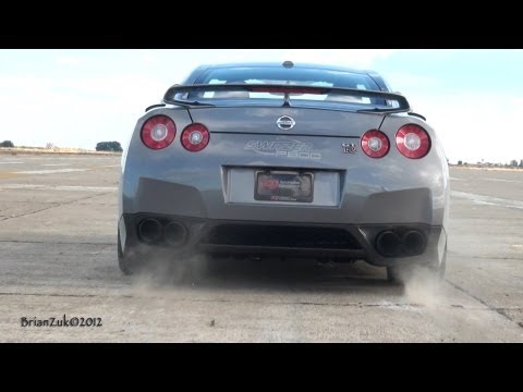Nissan GTR Switzer P800 - In Action