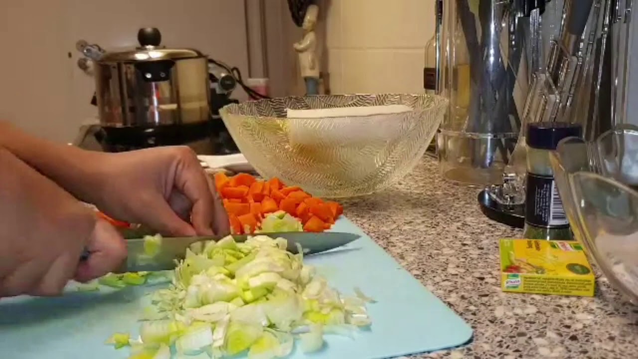 Cassolette de poisson et légumes à la crème.