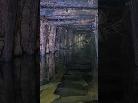 Der alte Stollen aus dem 60ern ,ein altes Abbaugebiet 300km Streckennetz.  #untertage #altbergbau