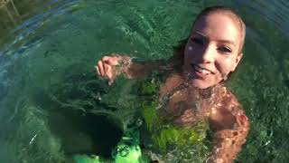 @trinamason mermaid underwater December 11 2017