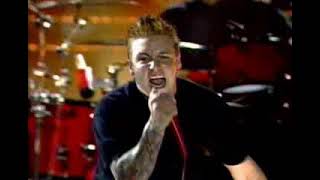 Papa Roach - M-80 (Explosive energy movement) LIVE