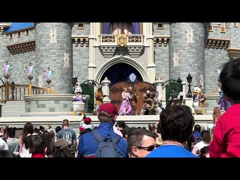 MICKEY'S MAGICAL FRIENDSHIP FAIRE MAGIC KINGDOM WALT DISNEY WORLD