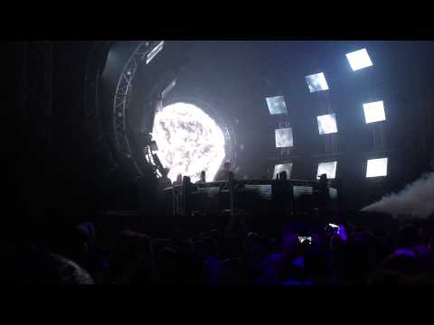 Juan Sanchez at Amsterdam Open Air 2015 Intro