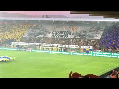Frosinone - Palermo (finale playoff): la coreografia della curva nord