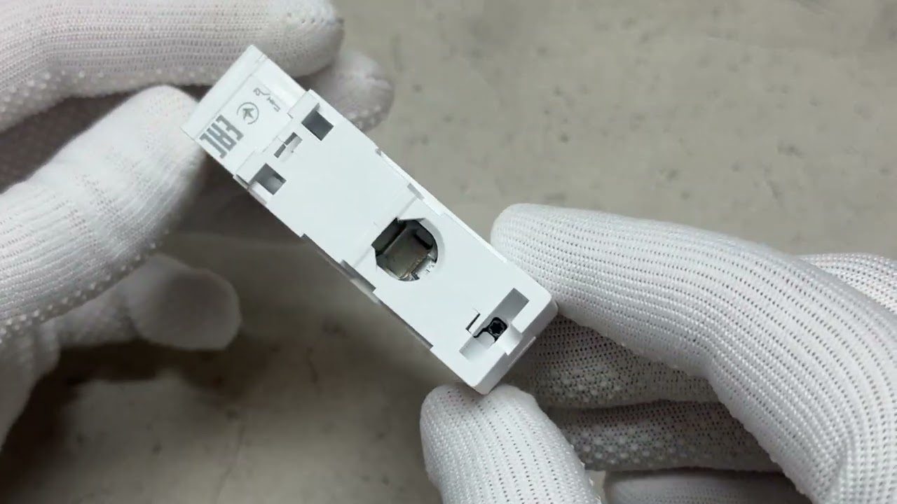 Автоматический выключатель 1P 63А С Resi9 Schneider Electric R9F12163