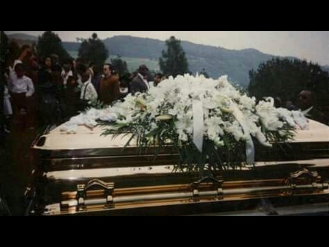 The Funeral Of Eric (Eazy-E) Wright (1995)