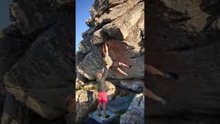 Video thumbnail: Silver Magic Ship, 7c+. Cape Town