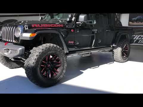 AWT - 3.5" Lifted Jeep Gladiator JT Rolling On 20" Moto Metal Wheels w/ 37" Federal Tires
