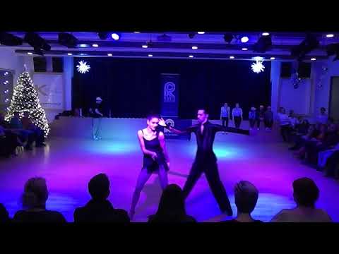 Lubomír Kozel a Adéla Siročáková TK Trend || Vánoční show Roots Company 2k17