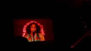 JLo - Me Haces Falta Live