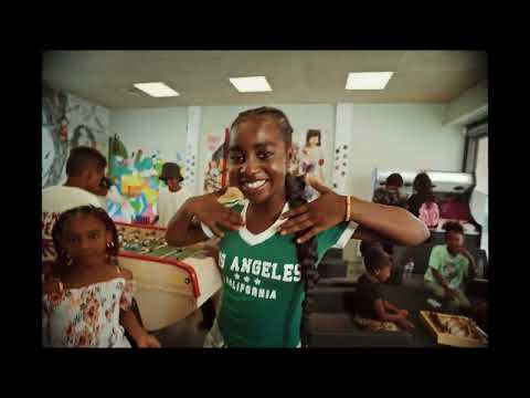 Maïna - Moi Version Star (Clip officiel)