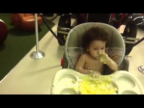 Jerin munchin on some cake