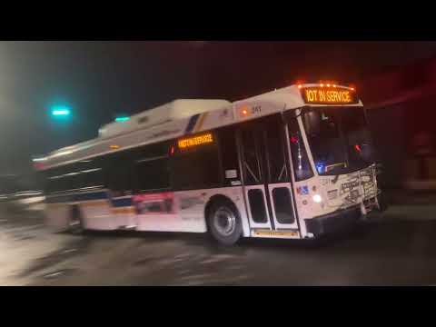 BEE-LINE BUS SAW MILL RIVER RD ACTION NEW FLYER XDE60S 2009 NABI 40S LFW NEW FLYER XDE40S HEV HEV 