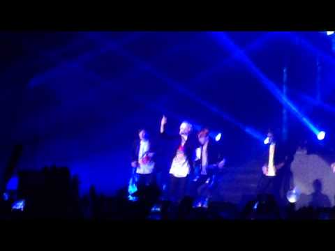 BTS (The Red Bullet in Brazil) Danger 3 (Rap Part)