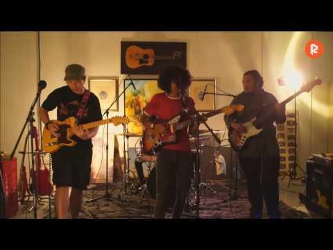 Rojak Session SixStreet #17 Fox Wanna Fly