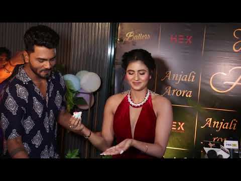 Anjali Arora Birthday Celebration 2022 - Cake Cutting