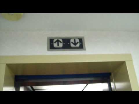 Dover Impulse Hydraulic Elevator @ Oak Park Bldg 3, Madison, CT