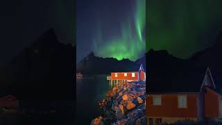 Have you seen The Northern Lights? It was well worth the wait 🥺💛 #Aurora #northernlights