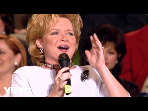 Jeff & Sheri Easter, Charlotte Ritchie - Morning's Coming [Live]
