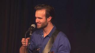 Harry And Chris - Drop In The Ocean (Live)