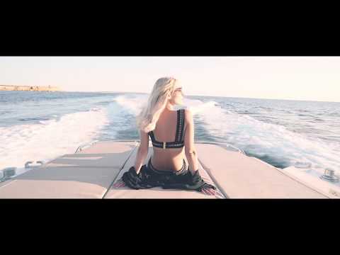 Fairline TARGA-53-OPEN video