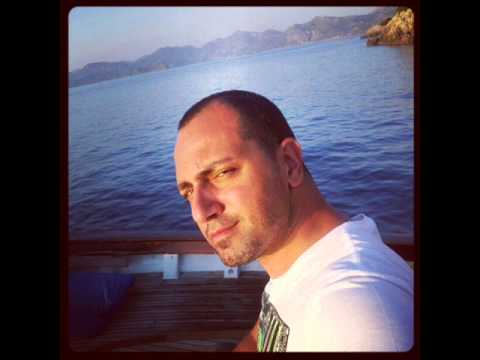 Mert Ekren (Duvarımda)