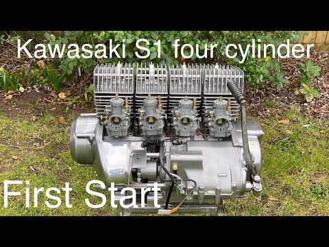 Kawasaki S1 550  four cylinder first start, ignition timing and carbs. Episode 7