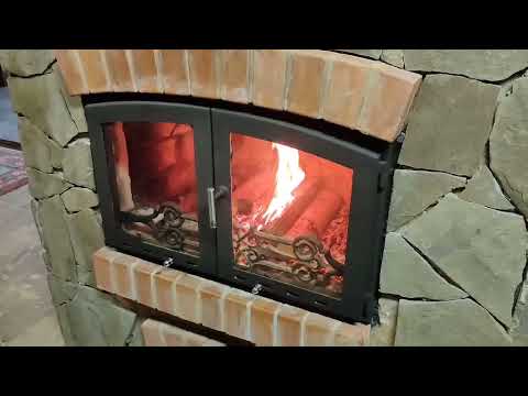 Видео о дверце камина 2