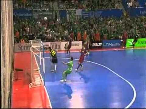 Triman Navarra 1-3 FC Barcelona Alusport (LNFS - 1° Jogo Quartas de final 2010/11)