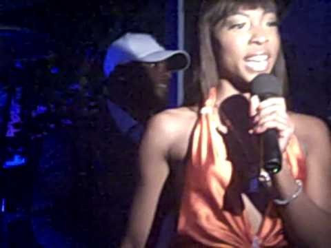 Roxy Reynolds @ 2009 Urban X Awards