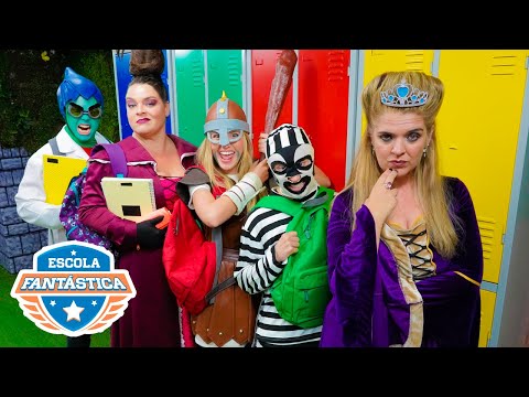 OS NOVOS ALUNOS DA ESCOLA DO LUCCAS NETO SÃO VILÕES