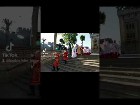 The murder of King Henry VI & The Ceremony of The Lillies & Roses. Full description in slide-show.